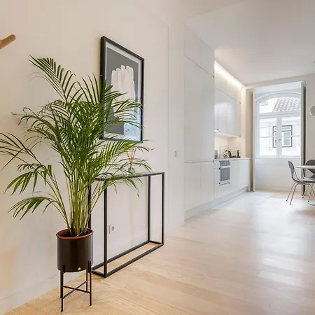 Ando Living - Douradores House Апартаменты Лиссабон