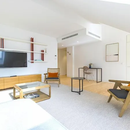 Ando Living - Douradores House Апартаменты