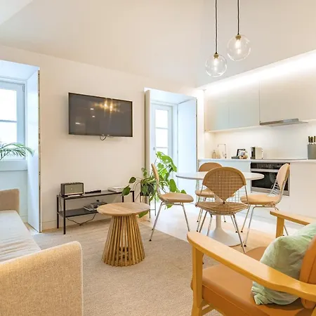 Ando Living - Douradores House Апартаменты Лиссабон