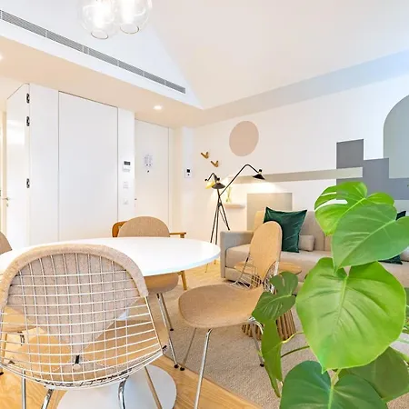 Ando Living - Douradores House Апартаменты *