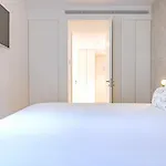 Ando Living - Douradores House Апарт-отель 4*