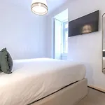 Ando Living - Douradores House 4* Лиссабон