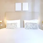 Ando Living - Douradores House Апарт-отель