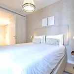 Ando Living - Douradores House 4* Лиссабон