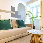 Ando Living - Douradores House Апарт-отель Лиссабон