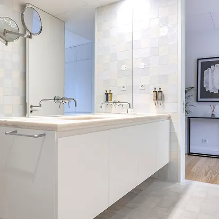 Ando Living - Douradores House 4* Lisbon