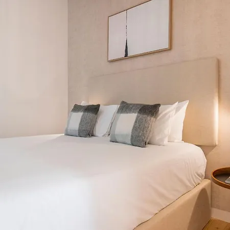 Ando Living - Douradores House 4* Lisbon