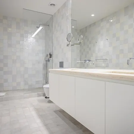 Ando Living - Douradores House