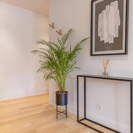 Ando Living - Douradores House דירה