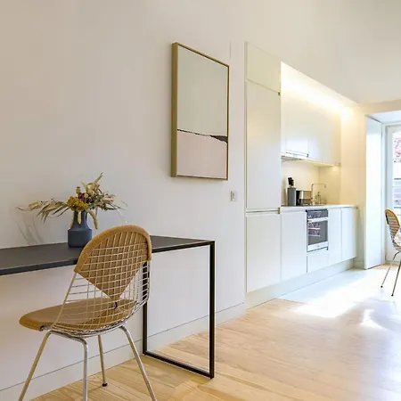 Ando Living - Douradores House דירה