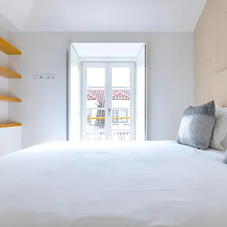 Ando Living - Douradores House דירה